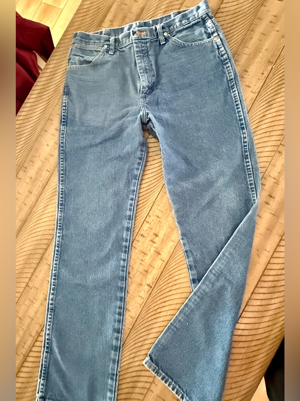 Wrangler Men's Light Blue Slim Straight Jeans
